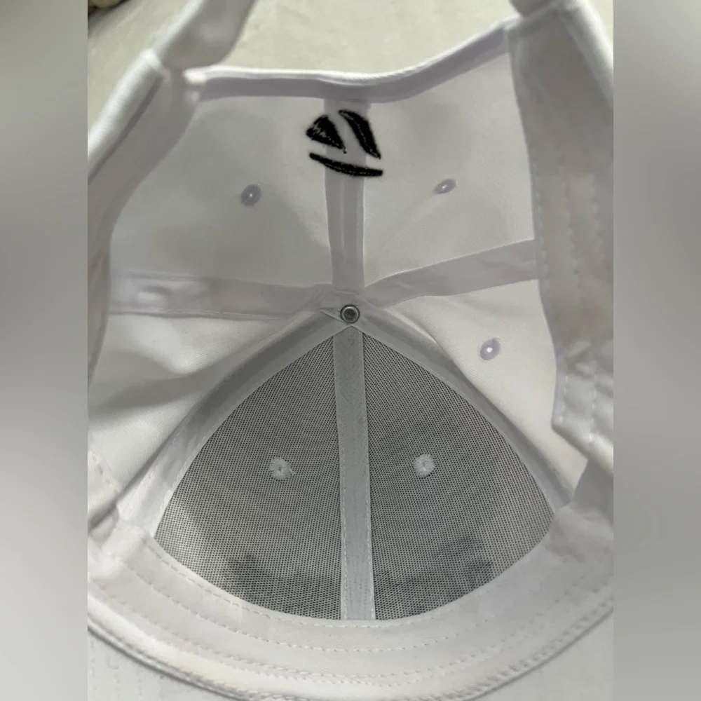TaylorMade Classic White and Black Golf  Hat Cap